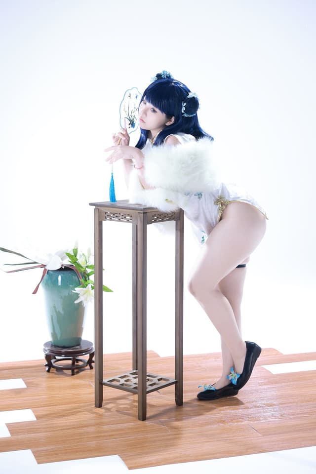 宝多六花旗袍 (SSSS.GRIDMAN) 写真集