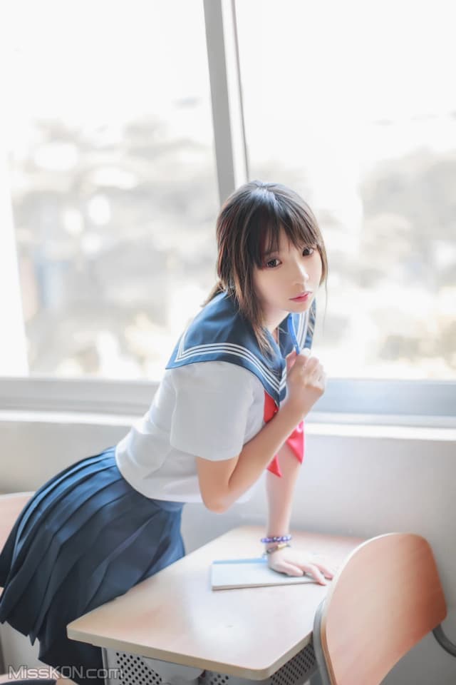 疯猫ss:同桌的水手服(41photos)