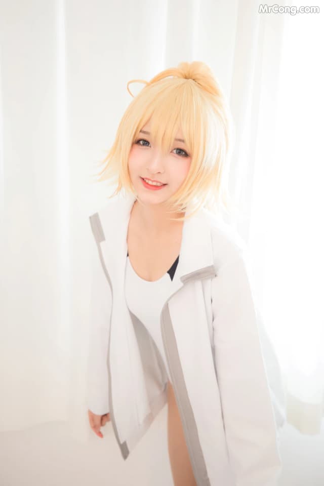 神楽坂真冬Vol.007:白贞德(FateGrandOrder)(150photos) 写真集