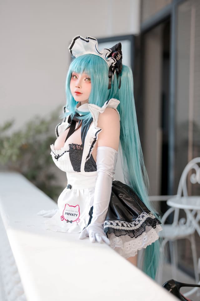 Privaty Unkind Maid (NIKKE) 写真集