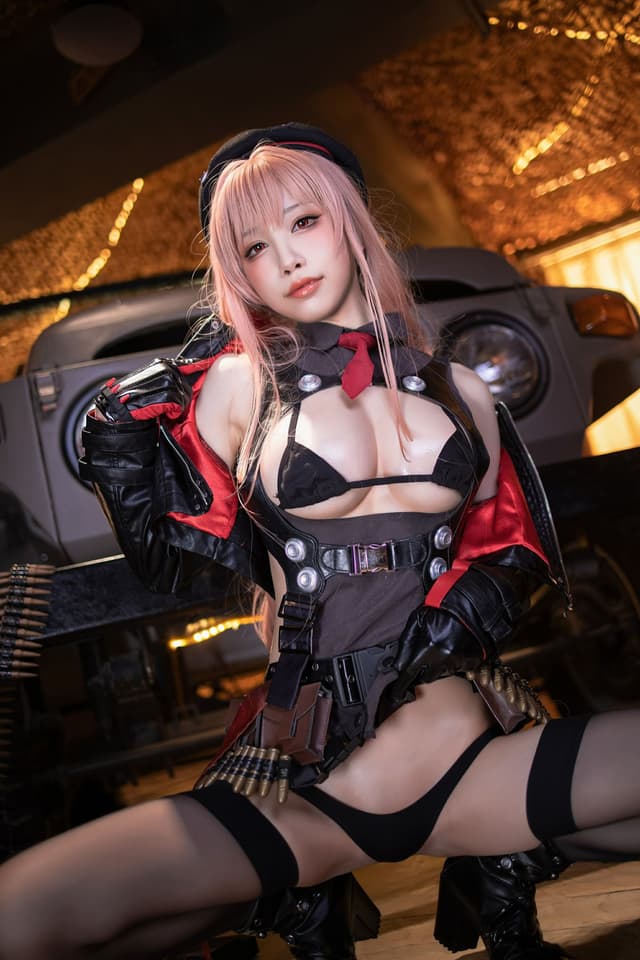 勝利の女神：NIKKE ラピ 写真集